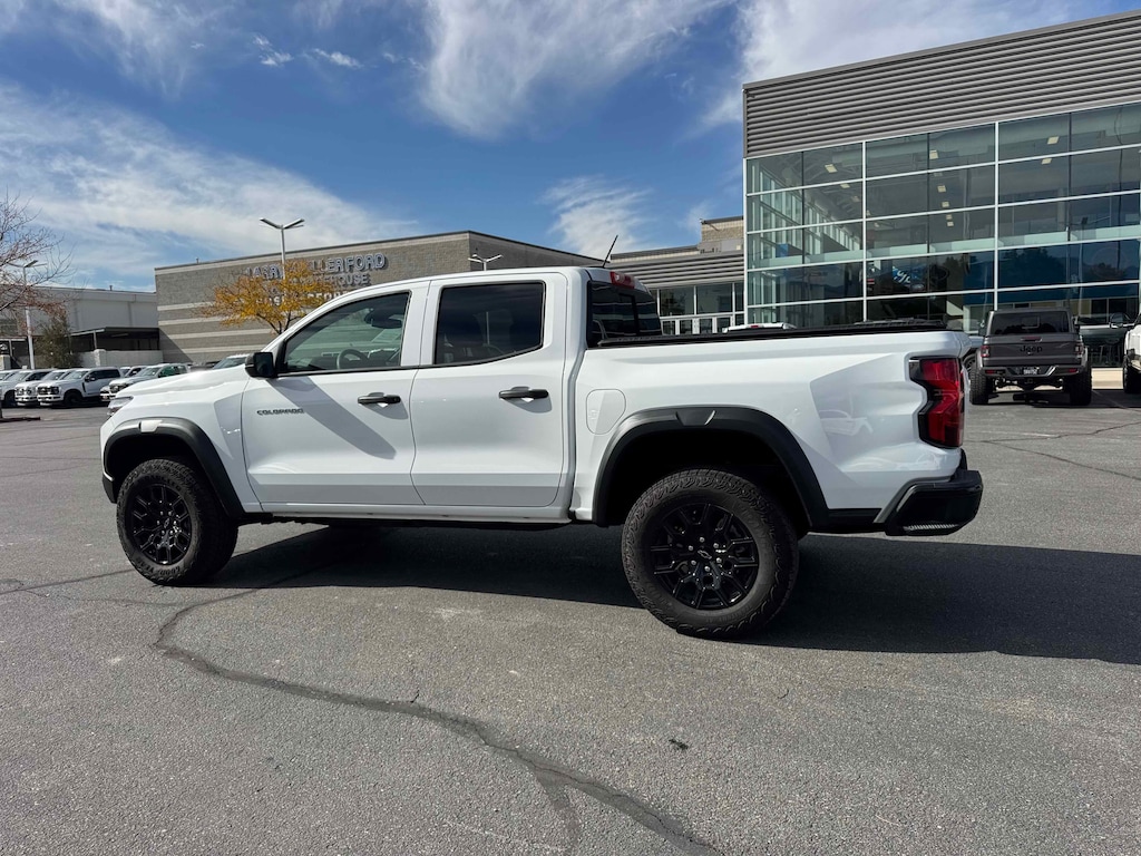 Used 2025 Chevrolet Colorado 4WD Trail Boss Crew Cab Short Bed Truck