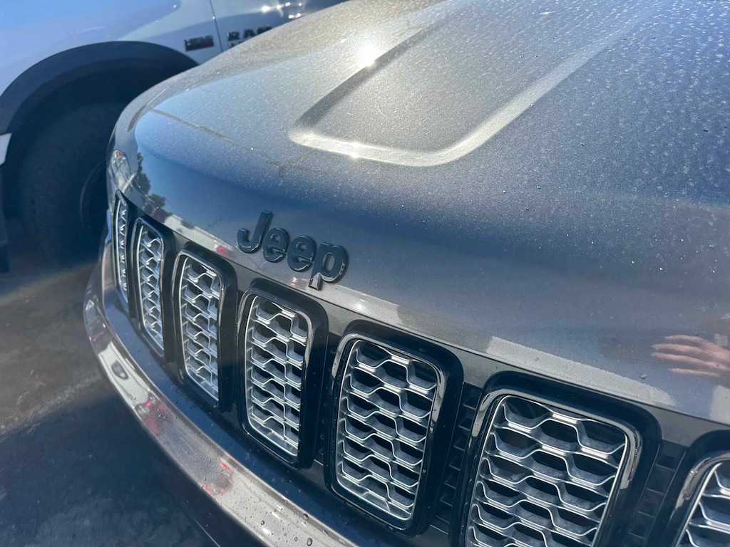 Used 2021 Jeep Grand Cherokee Laredo X SUV