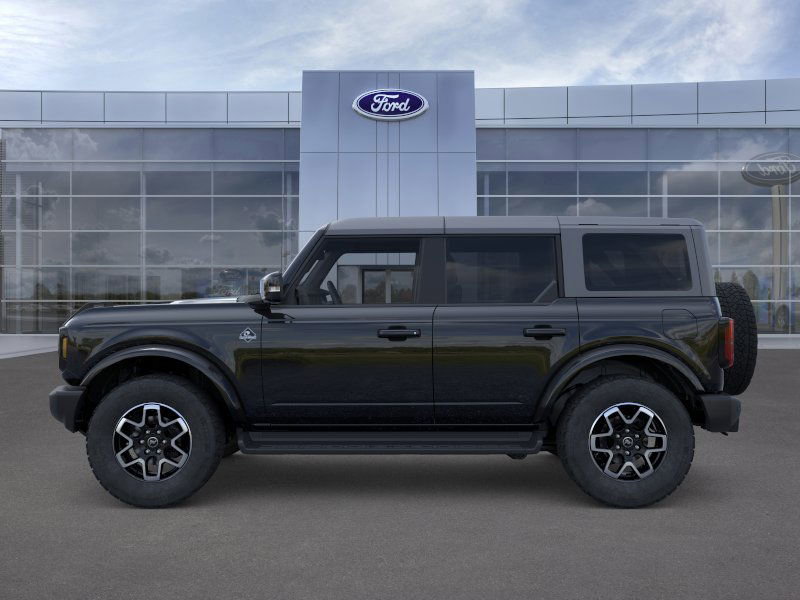 2025 Ford Bronco Outer Banks photo 4