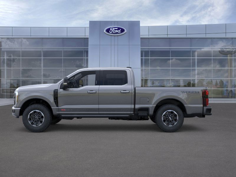2026 Ford F-350 Platinum photo 4