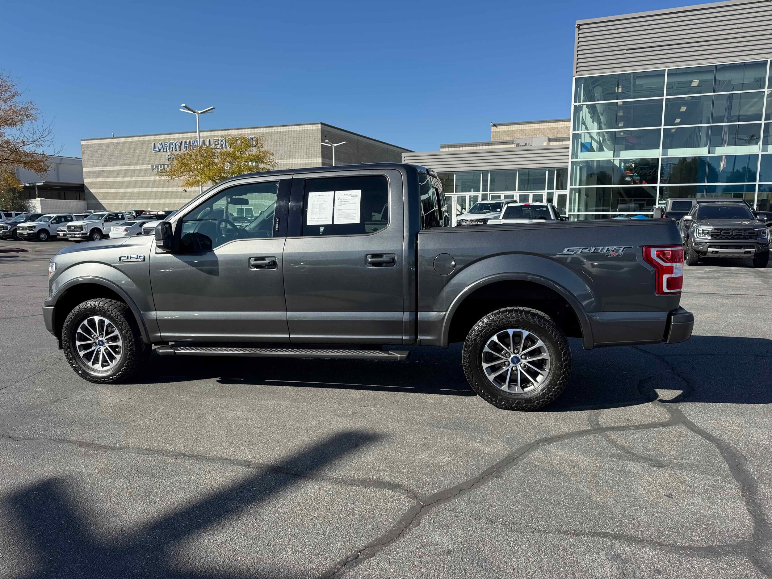 2019 Ford F-150 XLT photo 4