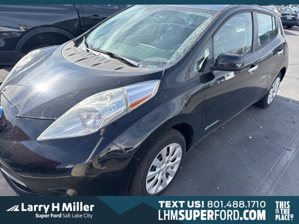 Used 2015 Nissan LEAF S Hatchback