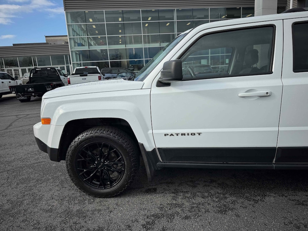 Used 2016 Jeep Patriot Sport SE SUV