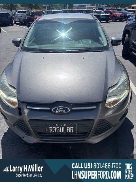2014 Ford Focus 5 Door Hatch SE's photo