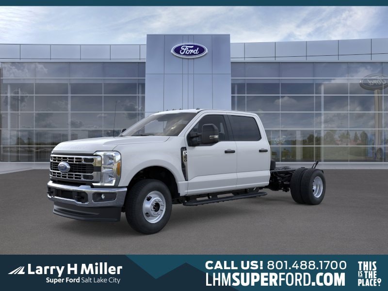 2026 Ford F-350 XL 4x4 Crew Cab 179-In DRW's photo