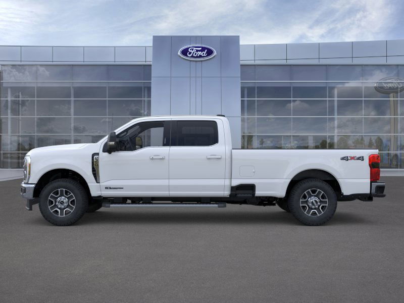 2025 Ford F-350 Lariat photo 4