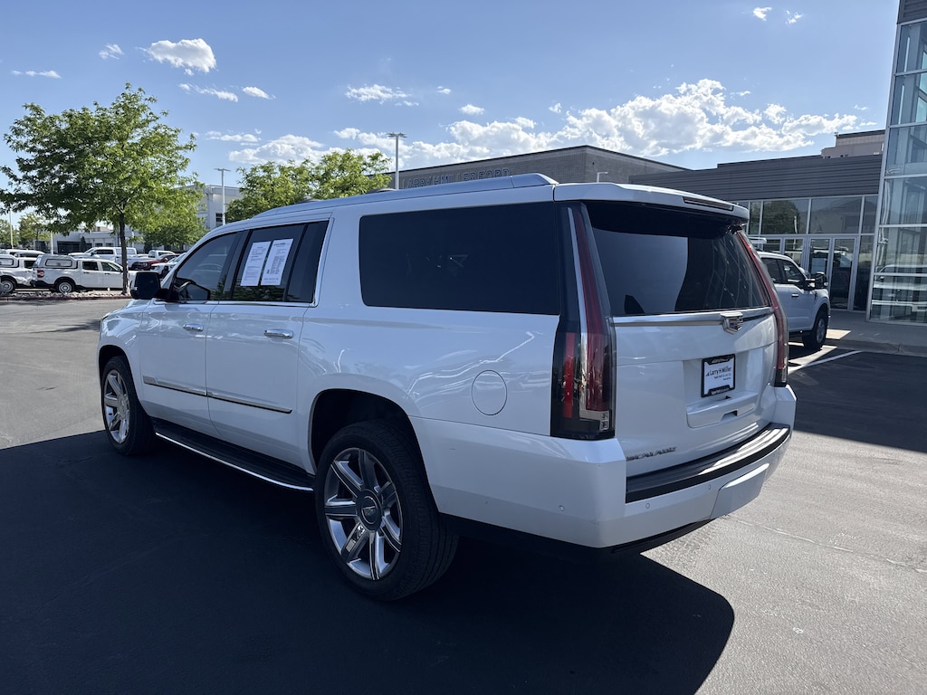 Used 2019 Cadillac Escalade ESV Luxury SUV