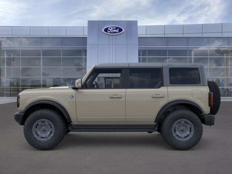 2025 Ford Bronco Outer Banks photo 4