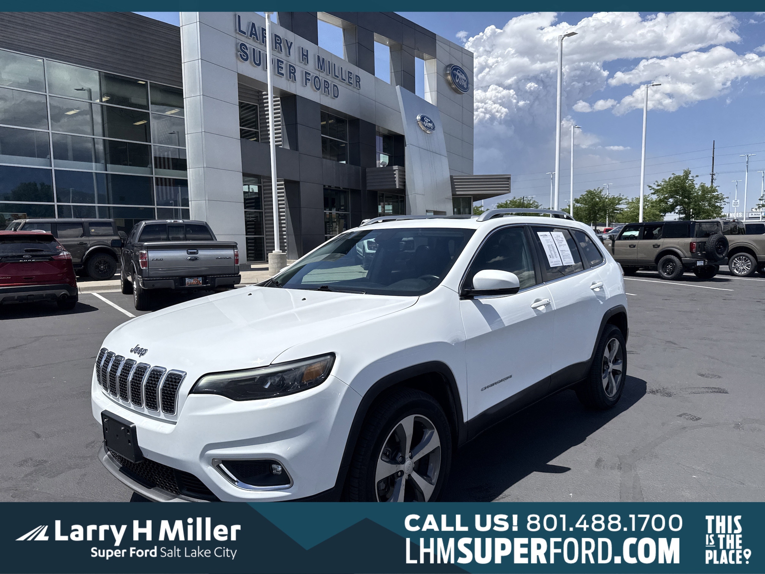 2019 Jeep Cherokee Limited 4X4's photo