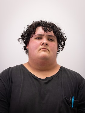 Staff member Gauge Lockhart from ID_dd5d51b423bb