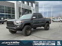2022 Toyota Tacoma TRD Off-Road Truck Double Cab