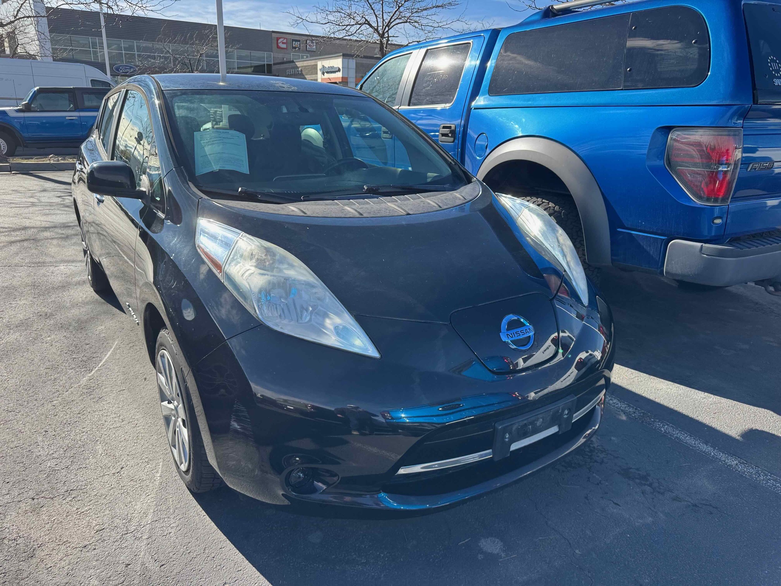 2015 Nissan Leaf S photo 3