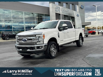 2019 Ford F-350 LARIAT CREW CAB TRUCK