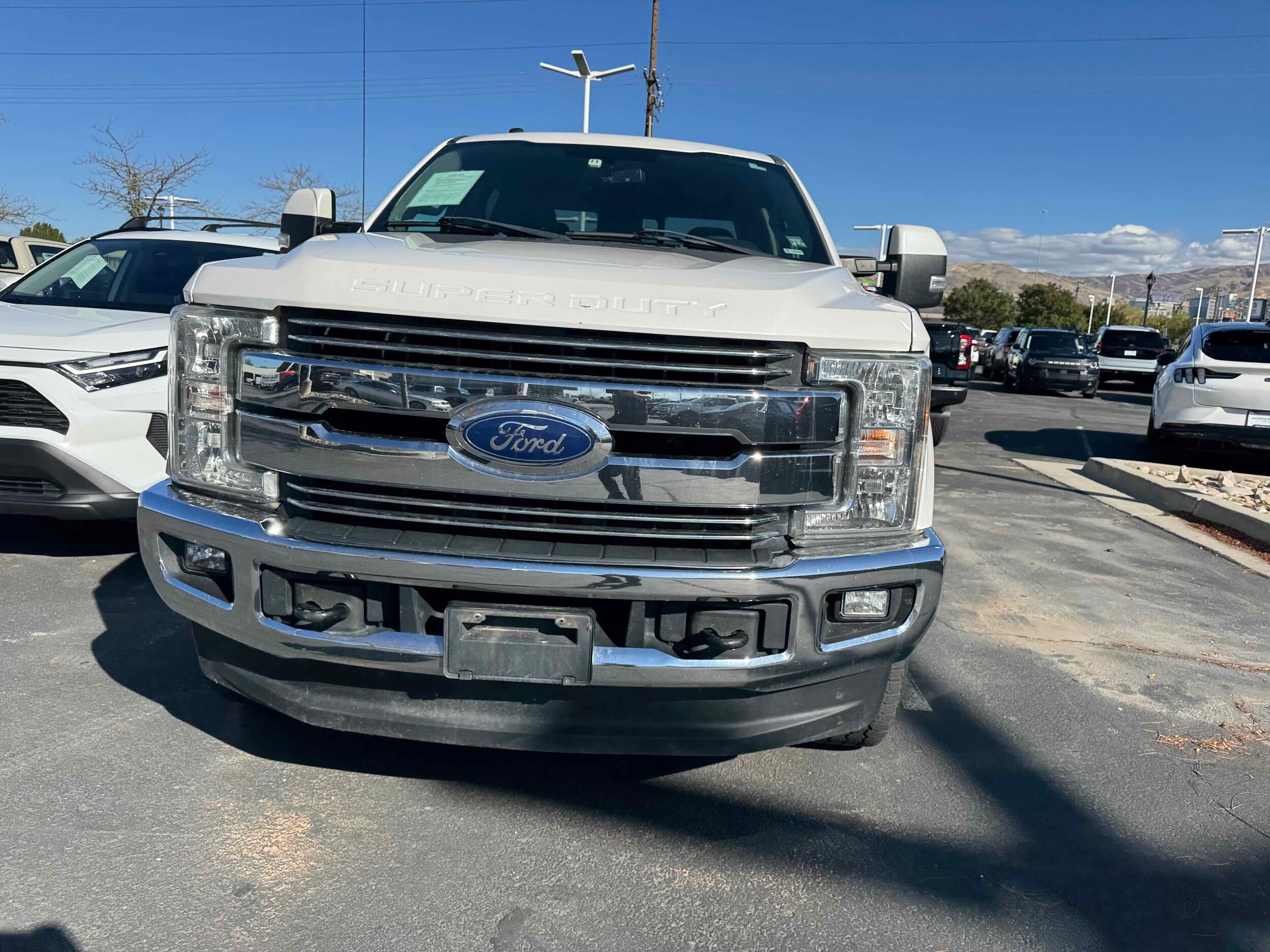 2017 Ford F-350 Lariat photo 4