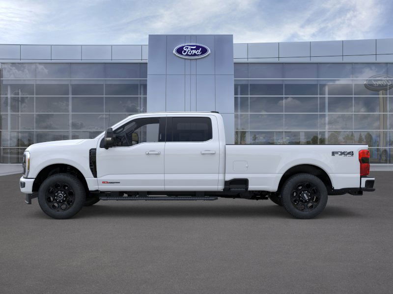 2025 Ford F-350 Lariat photo 4