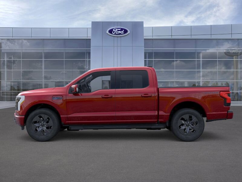 2025 Ford F-150 Lightning Lariat photo 4