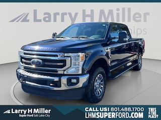 2022 Ford F-350 LARIAT Truck Crew Cab