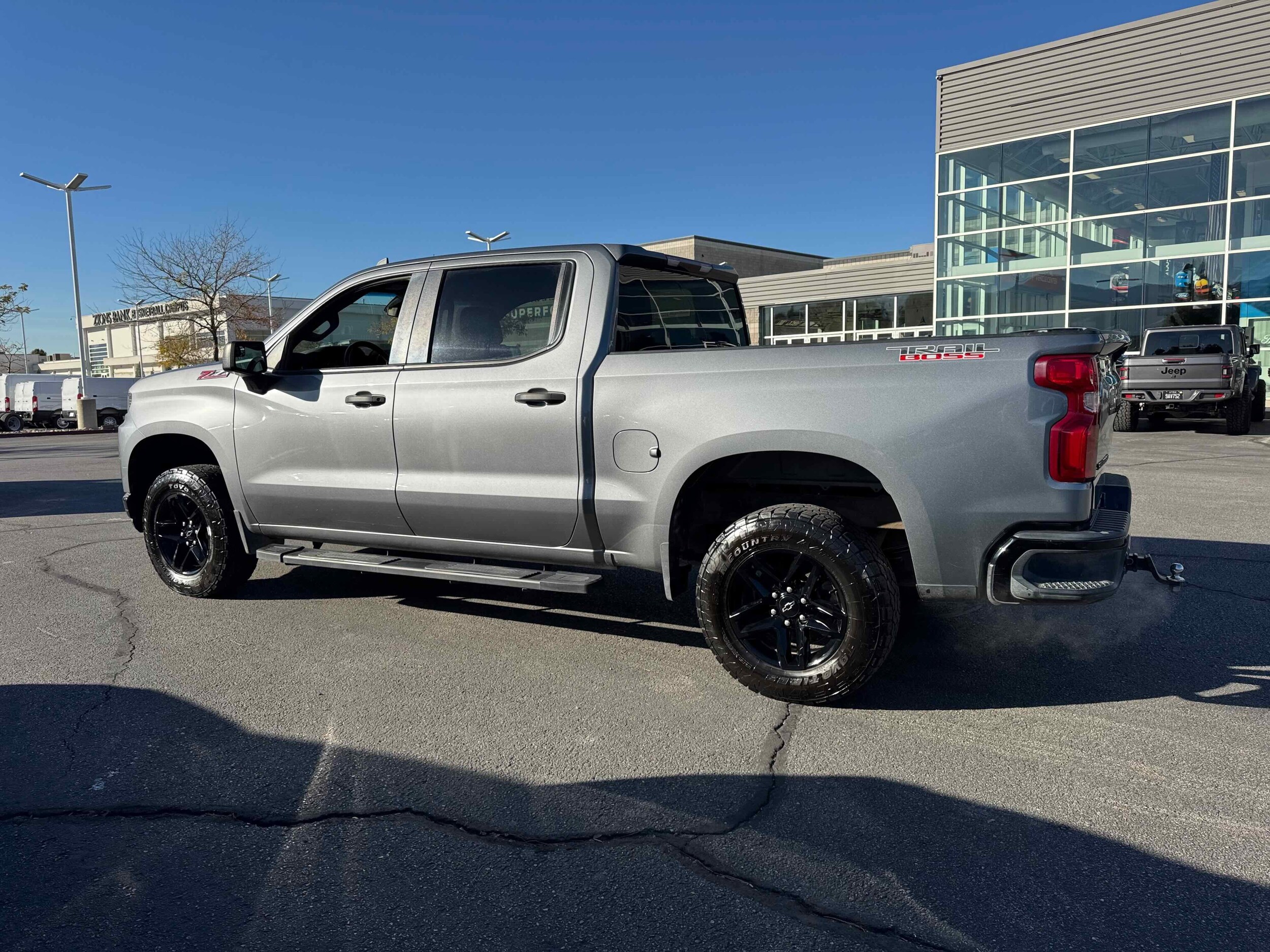 2021 Chevrolet Silverado 1500 Custom Trail Boss photo 4