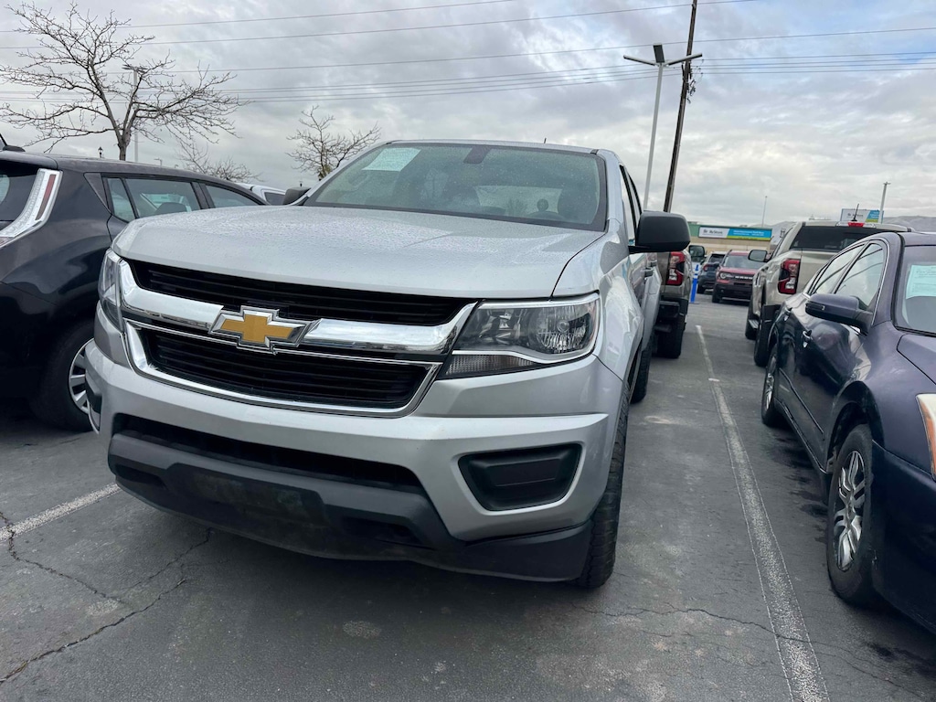 Used 2015 Chevrolet Colorado 4WD WT Crew Cab Short Bed Truck