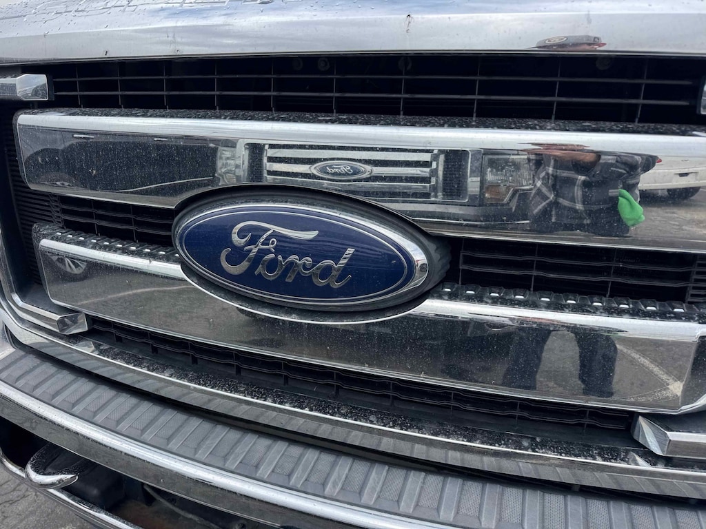 Used 2016 Ford F-250 Lariat Crew Cab Truck