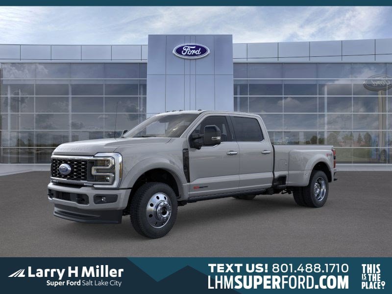 2026 Ford F-450 Super Duty Platinum's photo