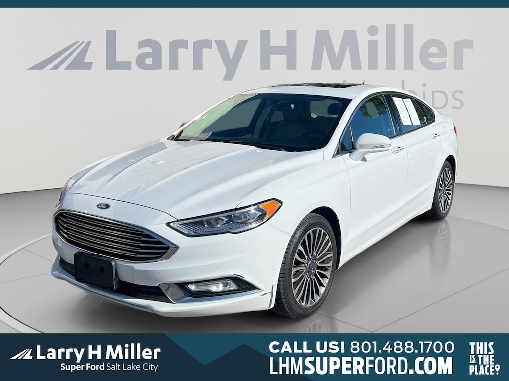 Used 2017 Ford Fusion SE Sedan