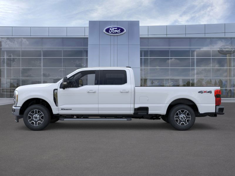 2026 Ford F-350 Lariat photo 4