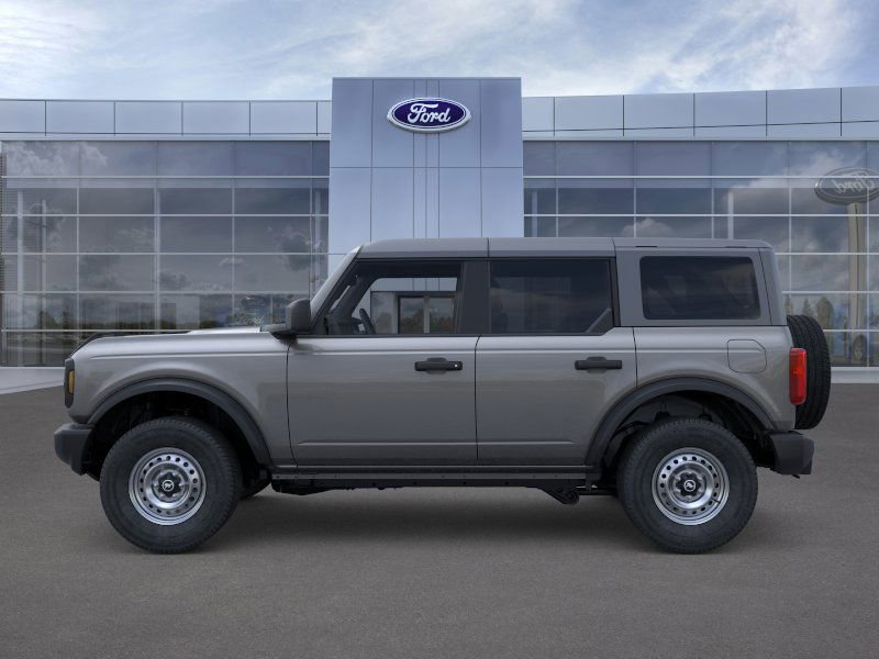 2025 Ford Bronco Base photo 4