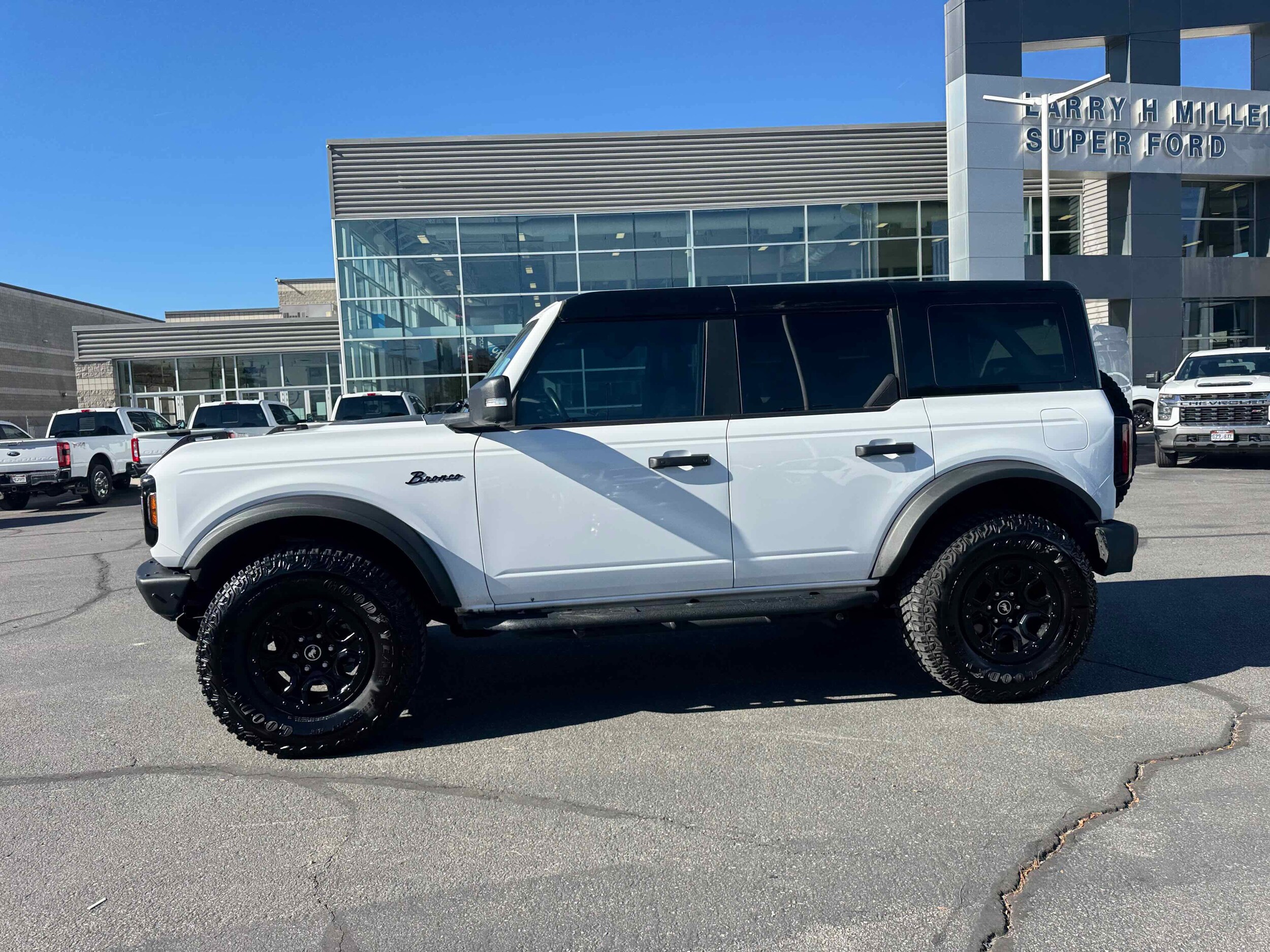 2024 Ford Bronco Wildtrak photo 3