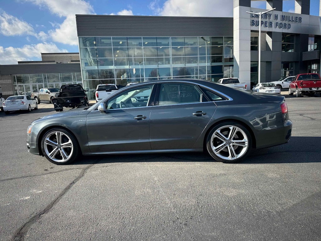 Used 2013 Audi S8 4.0T Sedan