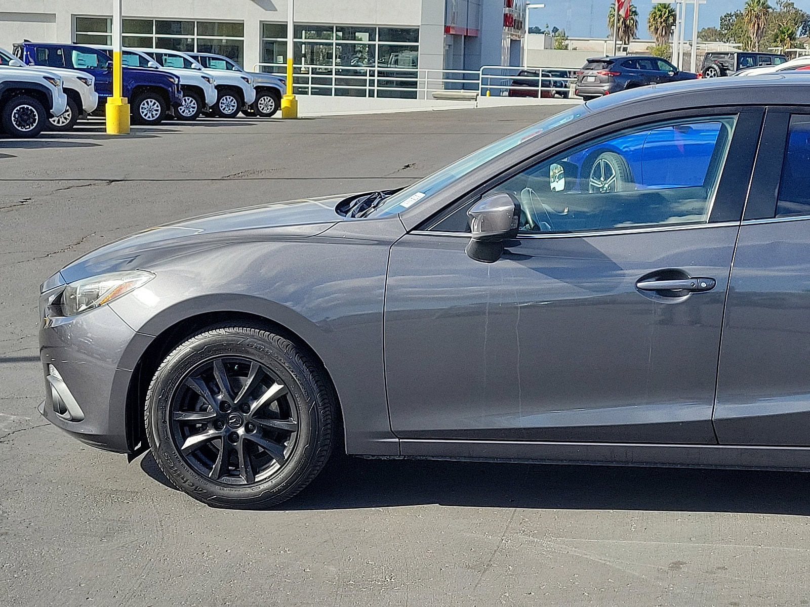 Used 2016 Mazda MAZDA3 i Touring with VIN JM1BM1W71G1286405 for sale in Lemon Grove, CA