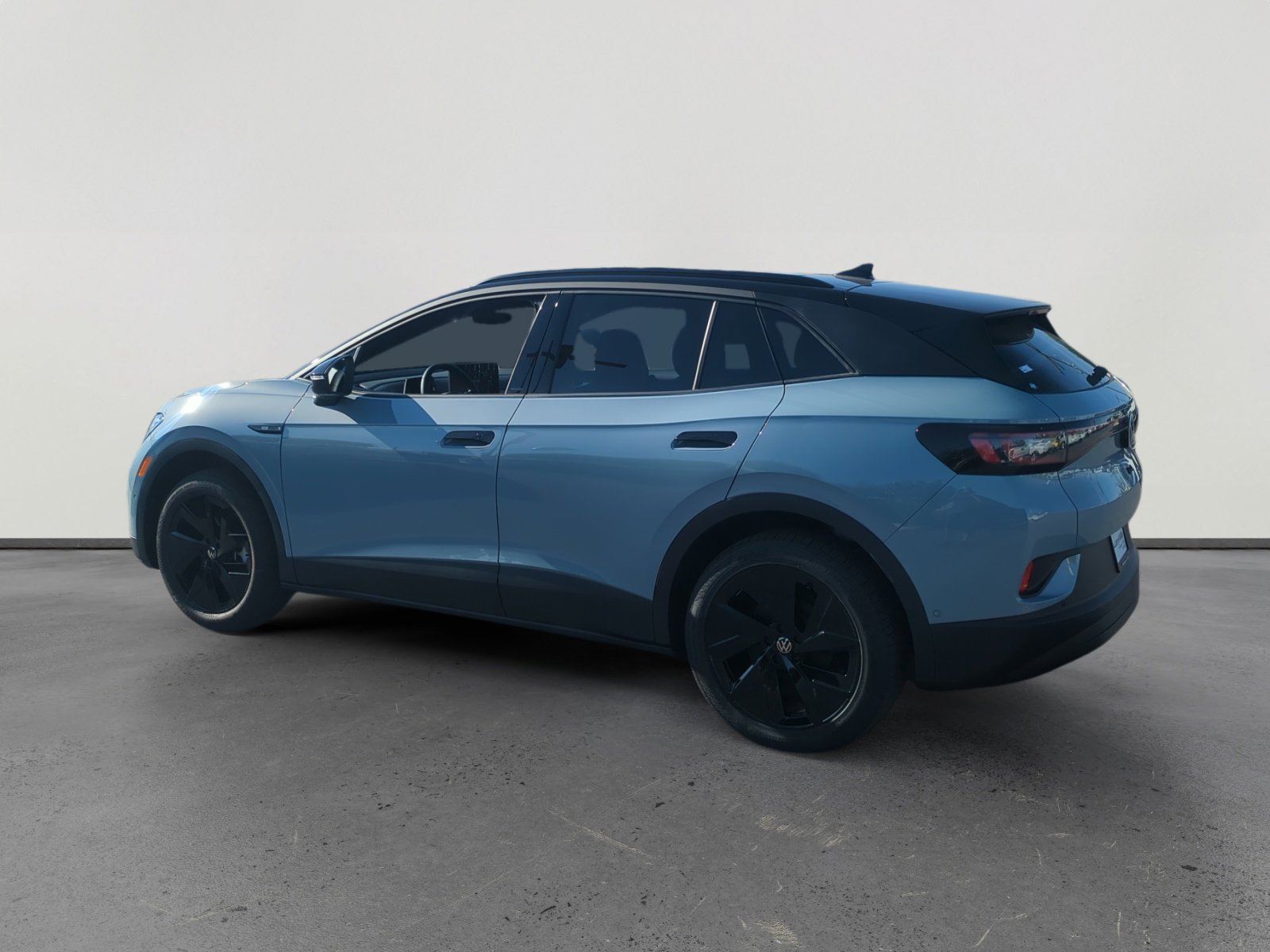 2025 Volkswagen ID.4 Pro Plus photo 3