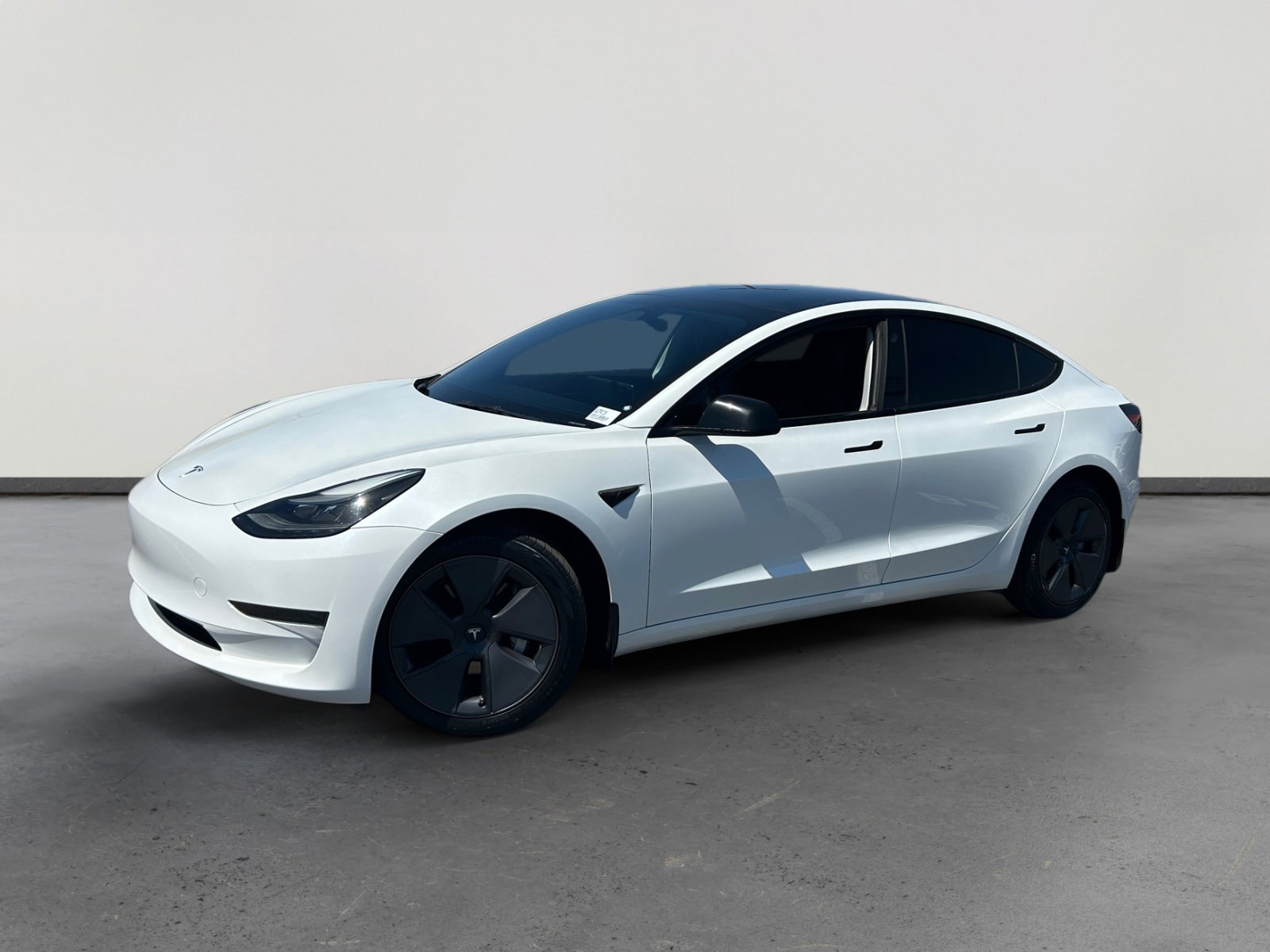 2023 Tesla Model 3 -'s photo