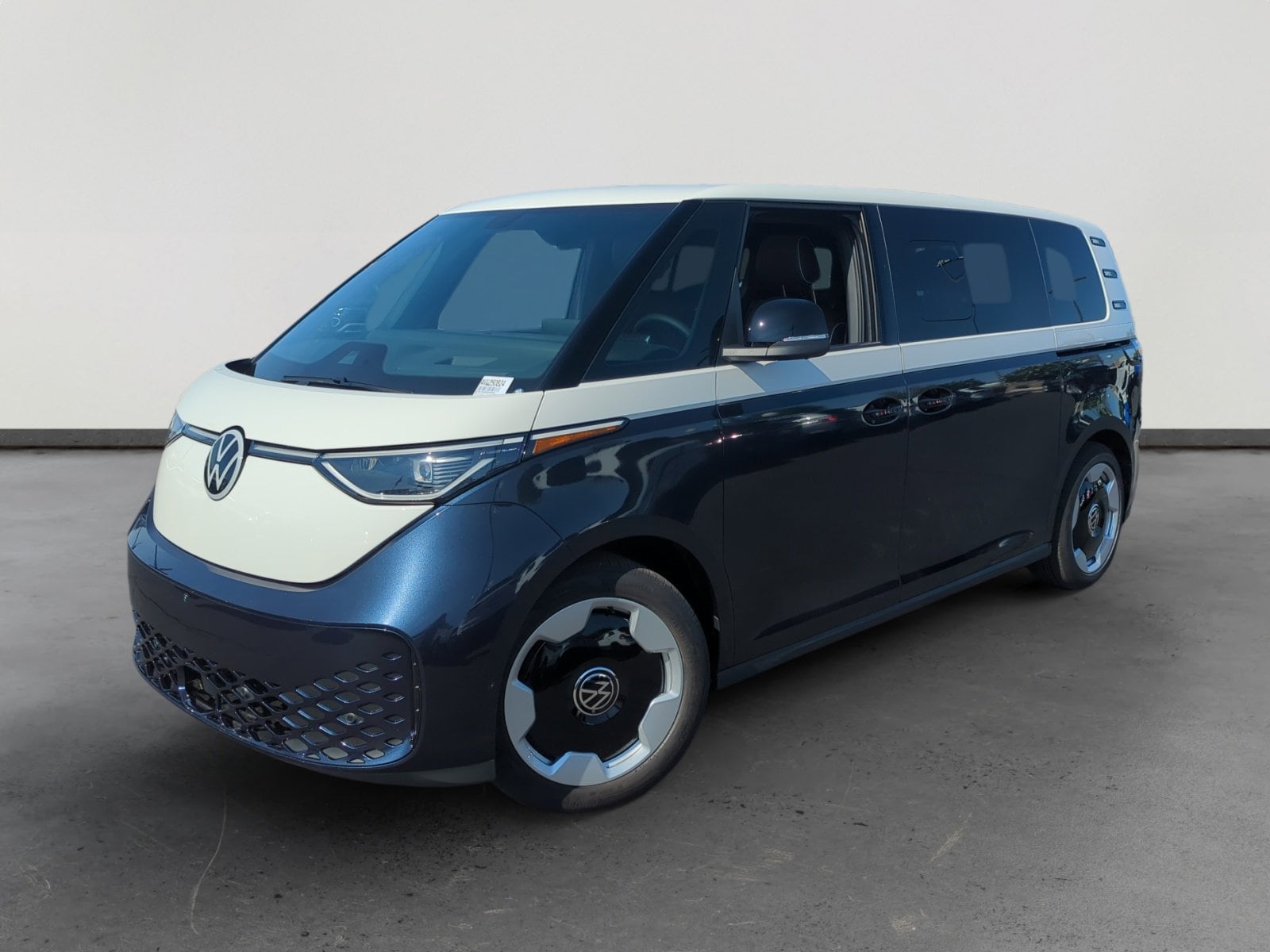 2025 Volkswagen ID. Buzz PRO S PLus's photo