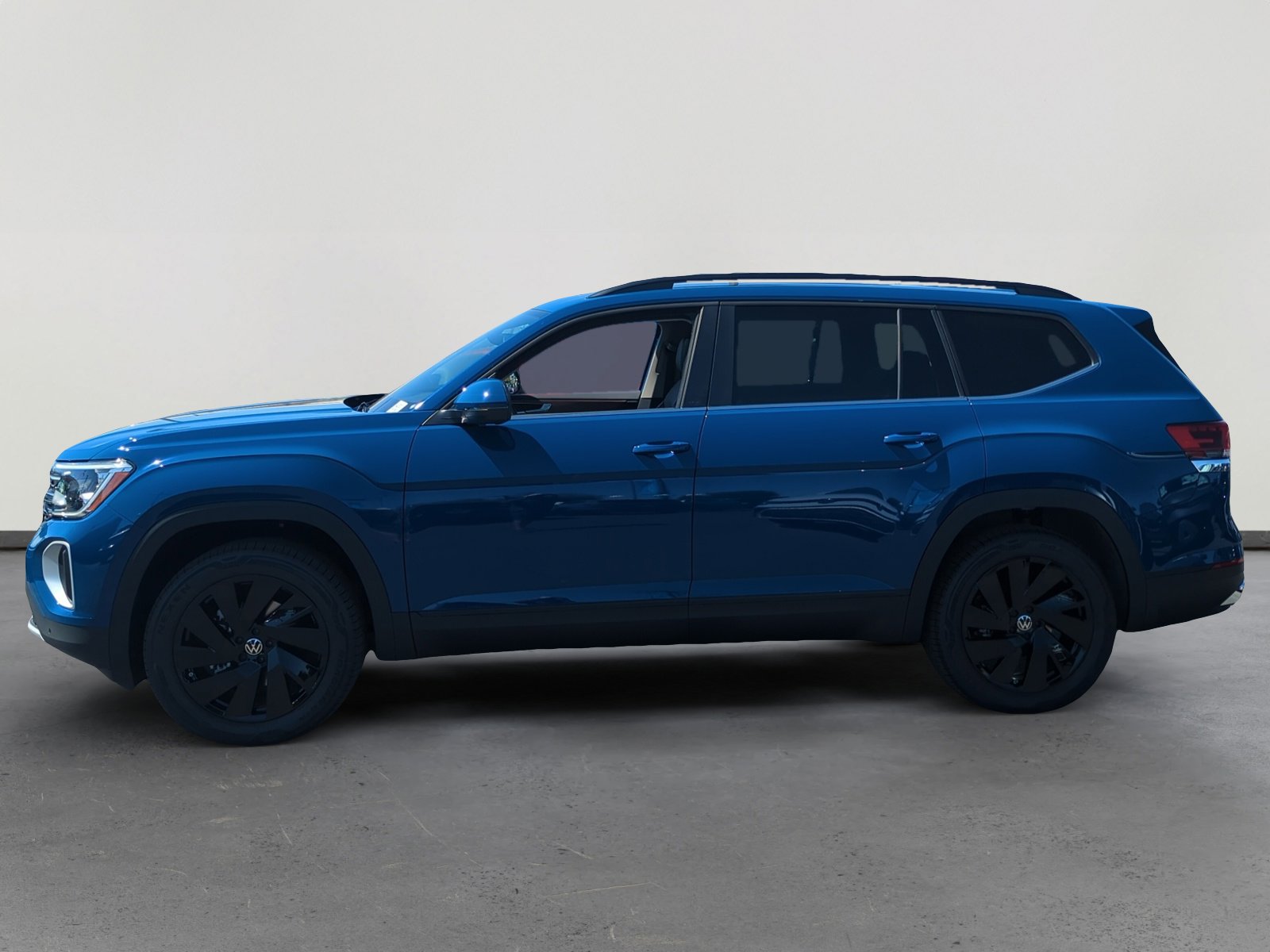 2026 Volkswagen Atlas SE Technology photo 2
