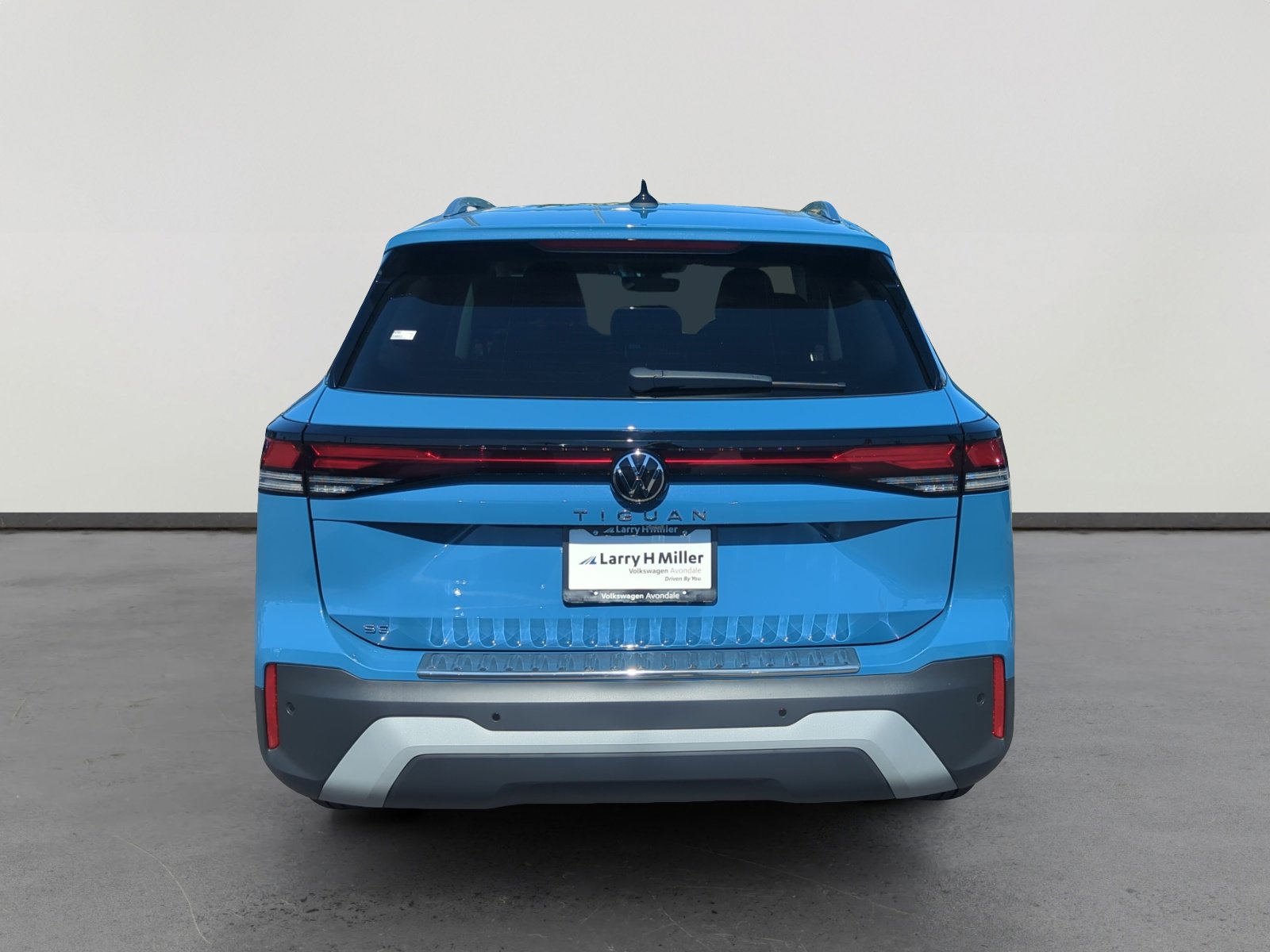 2025 Volkswagen Tiguan SE photo 4