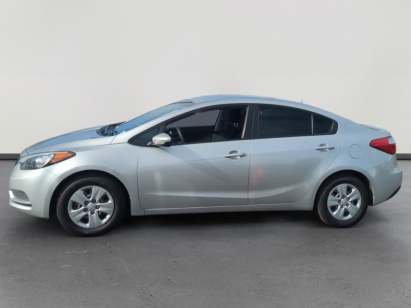 Used 2014 Kia Forte LX with VIN KNAFK4A67E5178610 for sale in Avondale, AZ