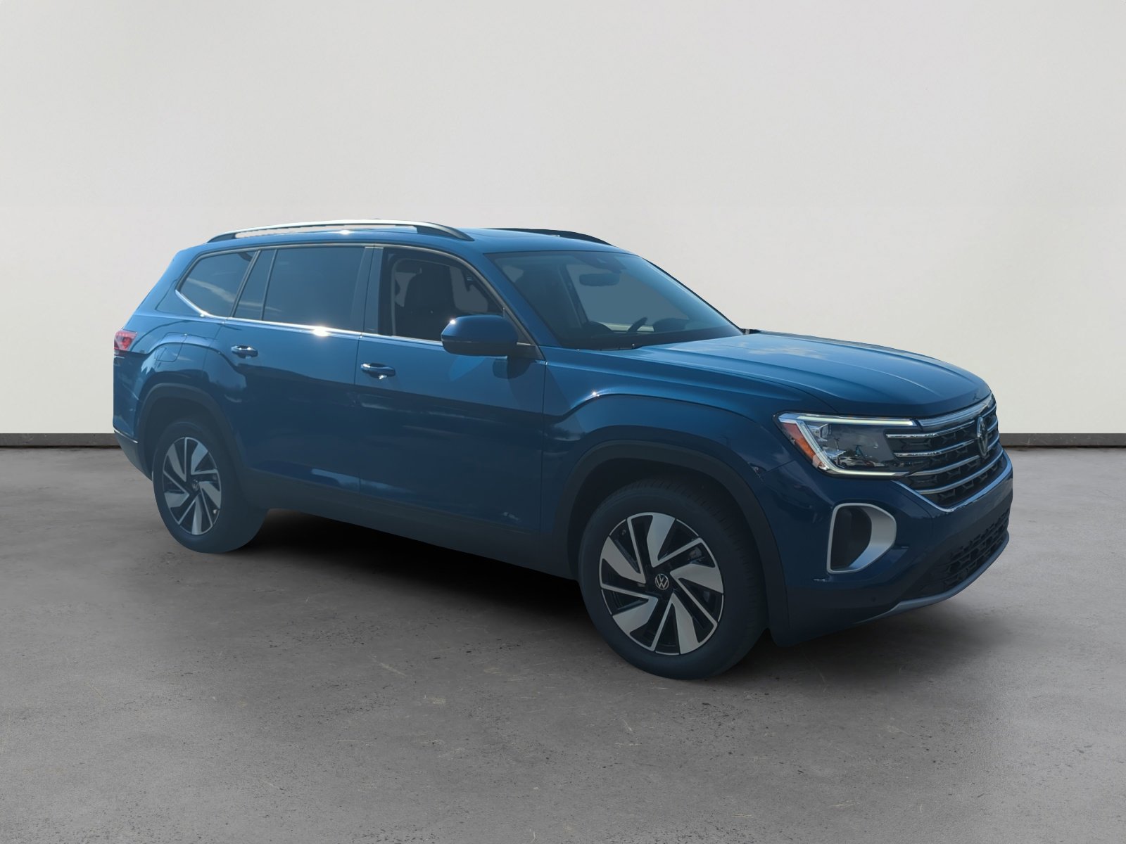 2026 Volkswagen Atlas SE w/Tech - Photo 7