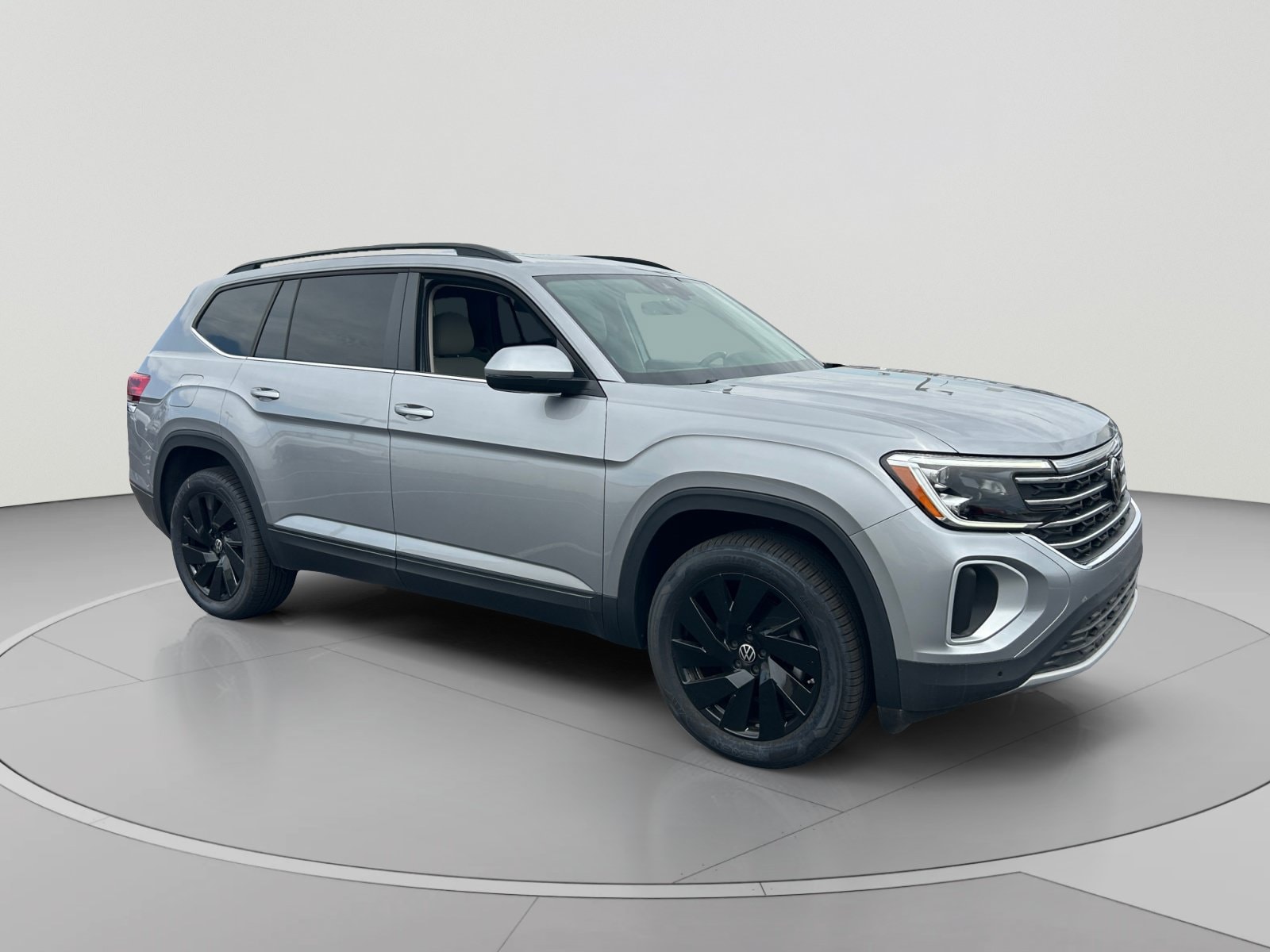 2026 Volkswagen Atlas SE w/Tech - Photo 7