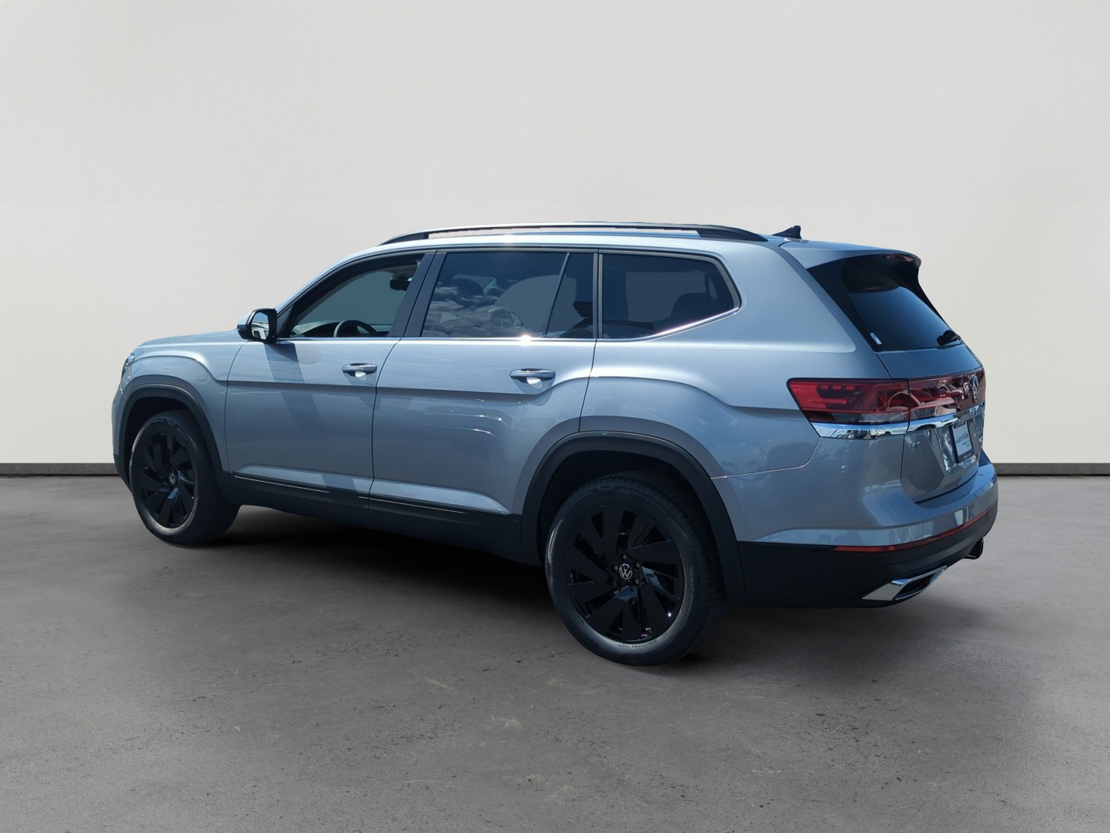 2026 Volkswagen Atlas SE Technology photo 3