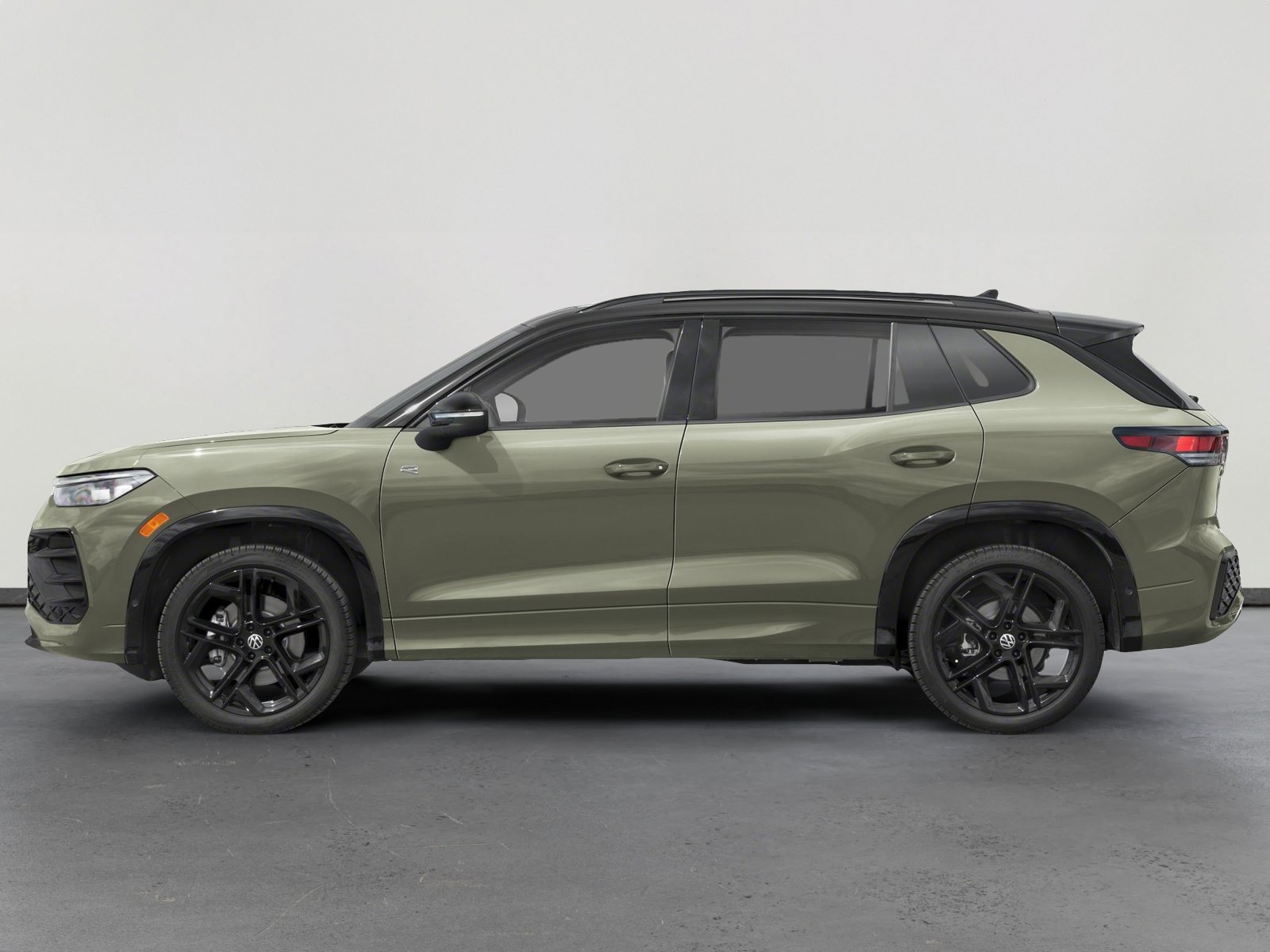 2026 Volkswagen Tiguan SE R-Line Black photo 2