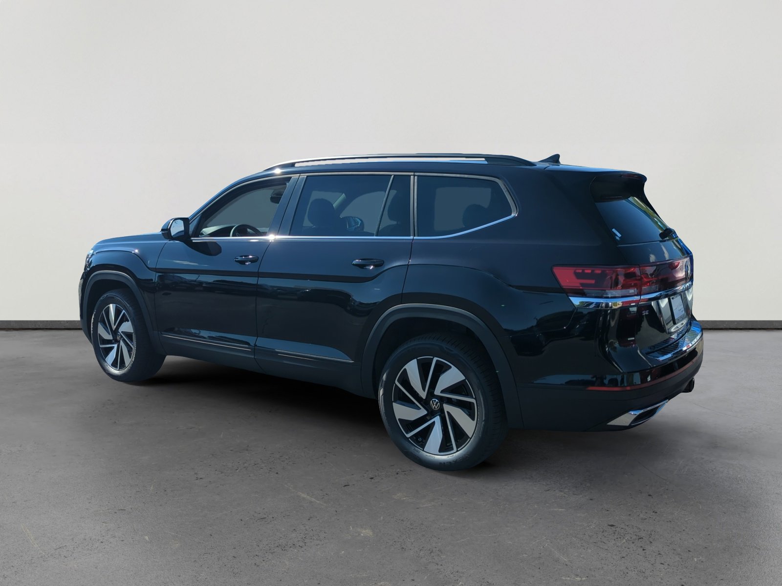 2026 Volkswagen Atlas SE Technology photo 3