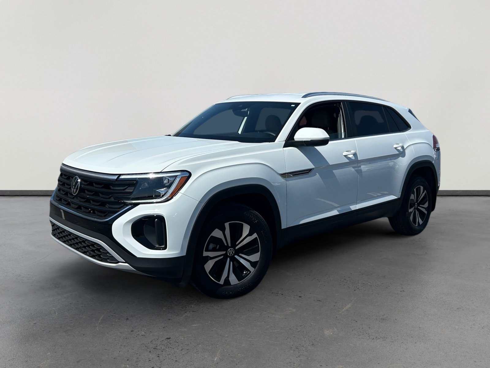 2025 Volkswagen Atlas Cross Sport 2.0T SE's photo