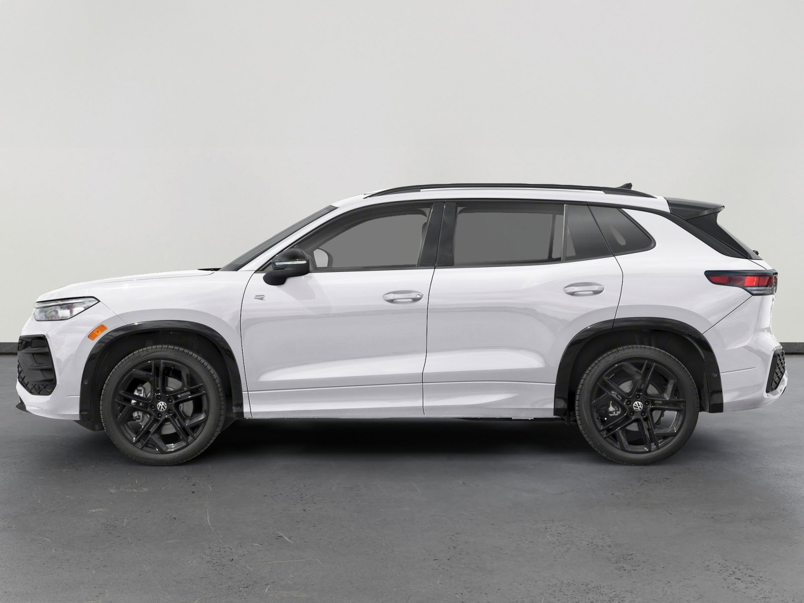 2025 Volkswagen Tiguan SE R-Line Black photo 3