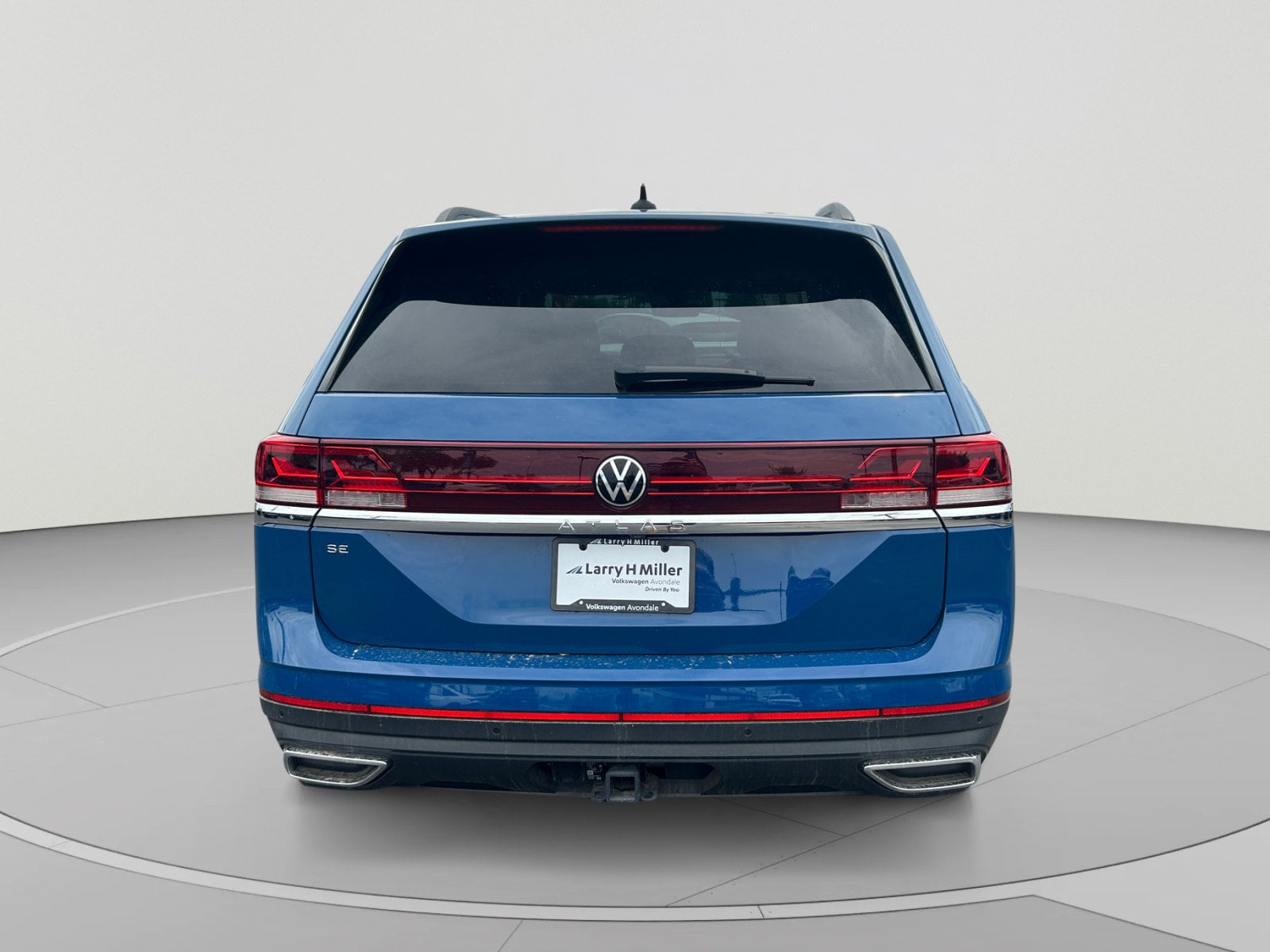 2026 Volkswagen Atlas SE w/Tech - Photo 4