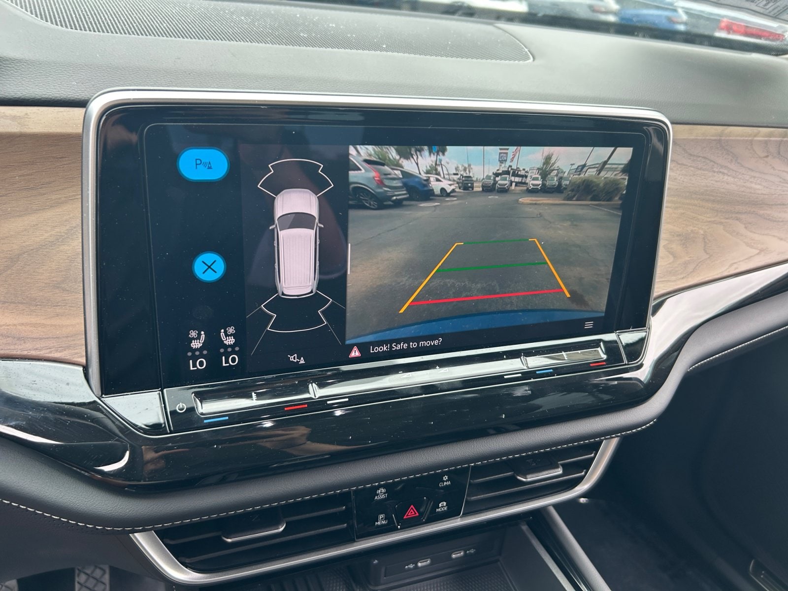 2026 Volkswagen Atlas SE w/Tech - Photo 27