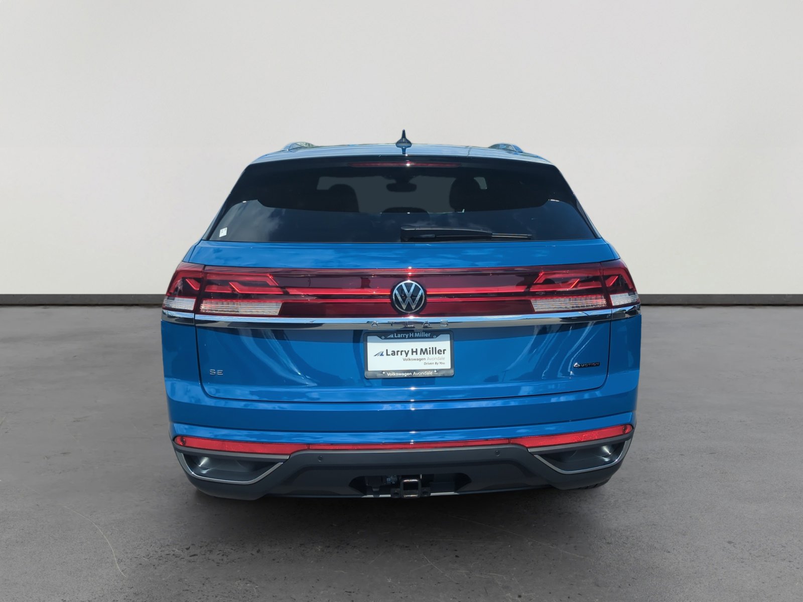 2026 Volkswagen Atlas Cross Sport SE Technology photo 4
