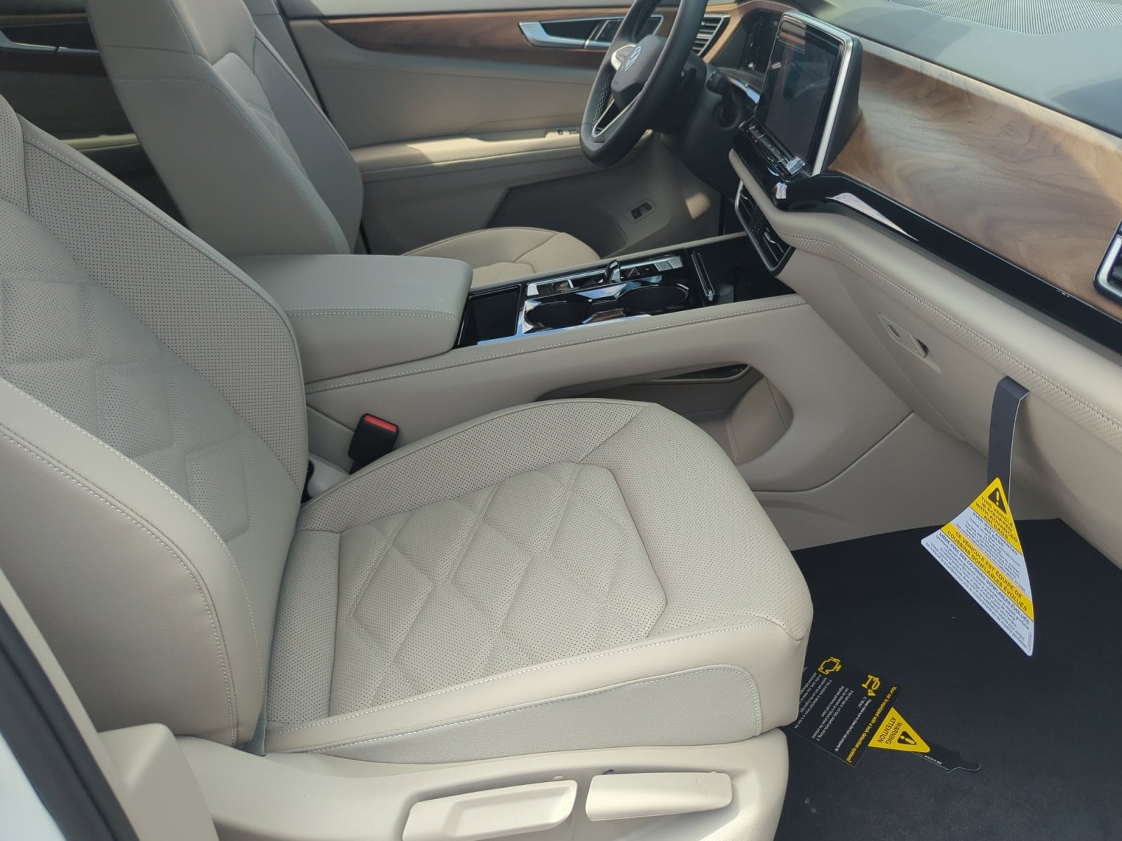 2026 Volkswagen Atlas SE w/Tech - Photo 18