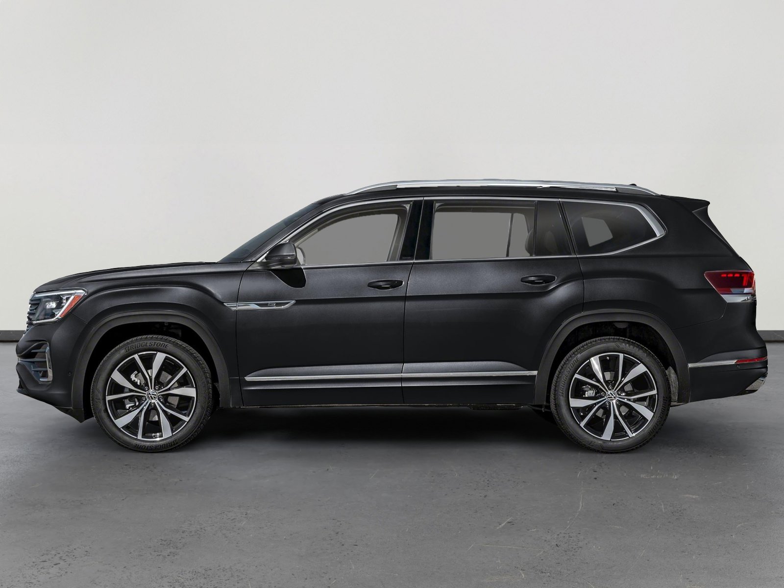 2026 Volkswagen Atlas SEL Premium R-Line photo 3