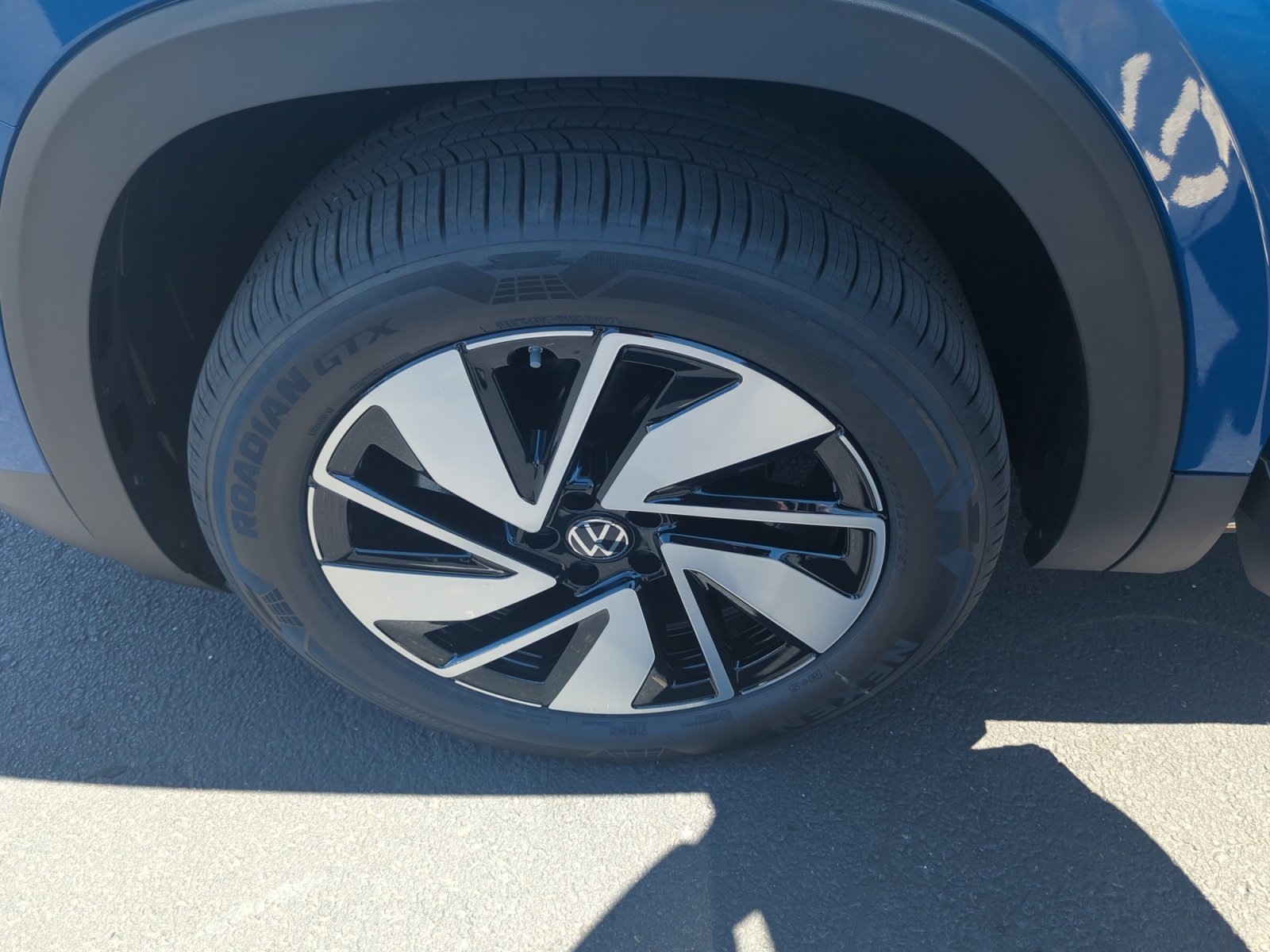 2026 Volkswagen Atlas SE w/Tech - Photo 26